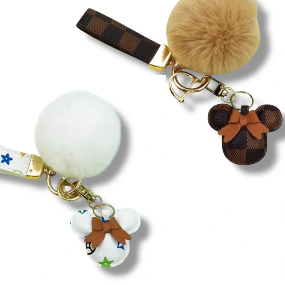 Luxury Mickey Minnie Mouse keychain - Picture 3 of 8